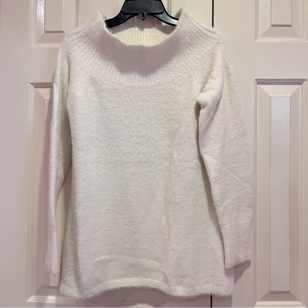 Loft Off the Shoulder Cream Sweater Size M